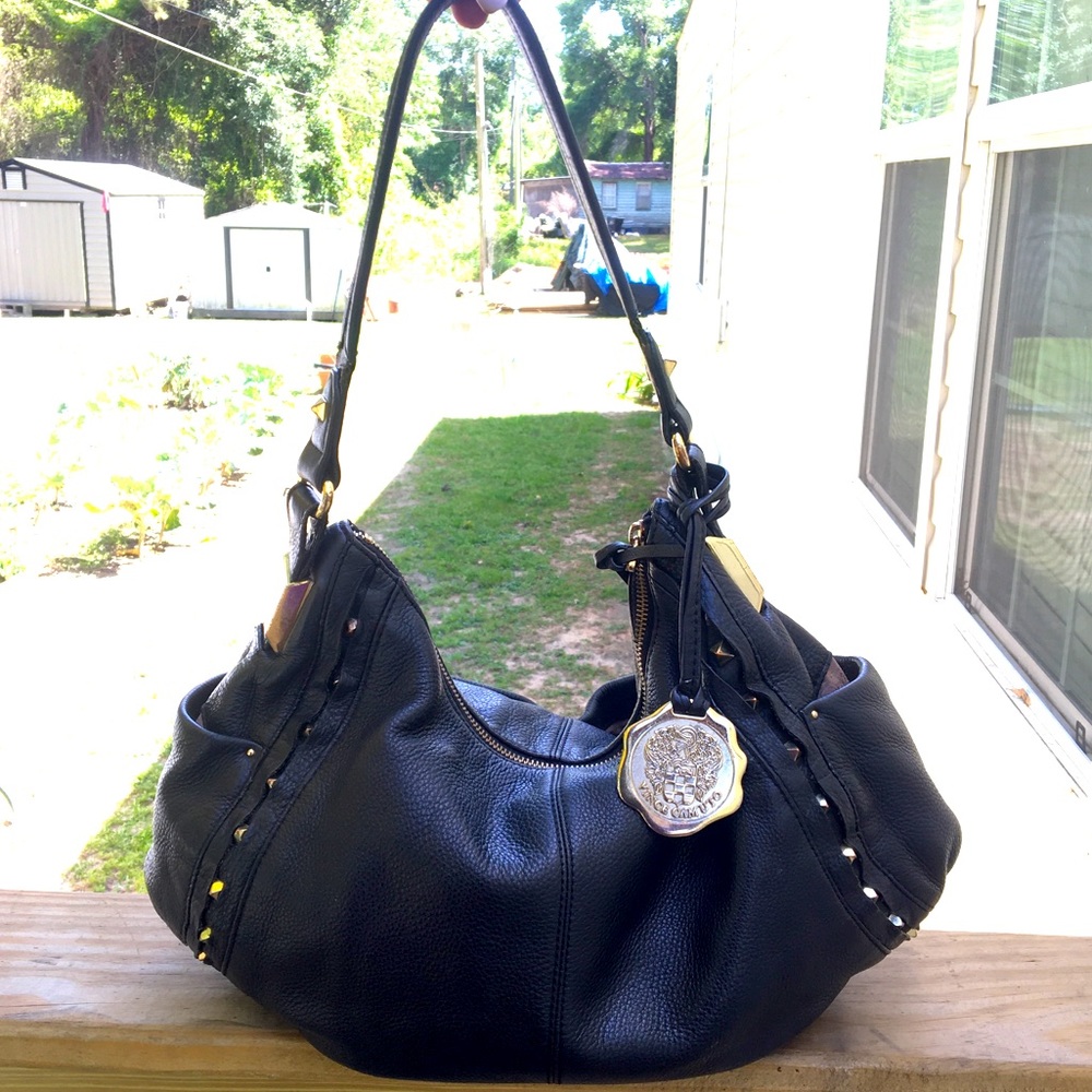 Vince Camuto Black Leather Shoulder purse